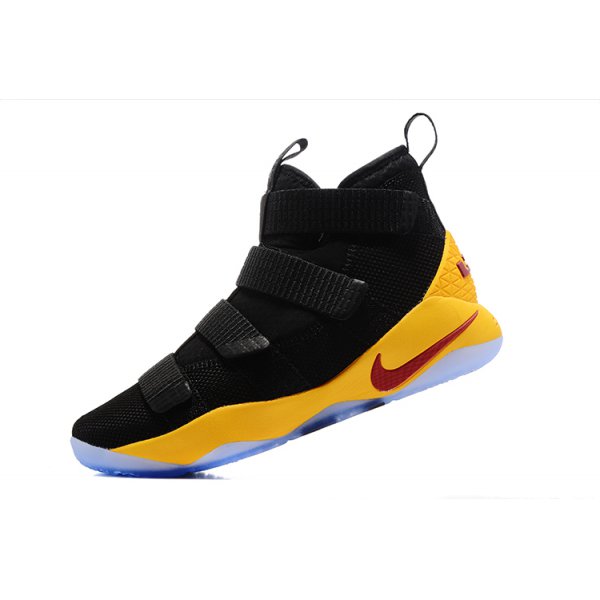 Nike Erkek Lebron Soldier 11 Siyah / Sarı Basketbol Ayakkabısı Türkiye - 6VSUQ104